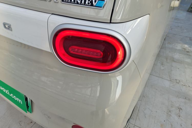 五菱汽车 宏光MINIEV 2024款 第三代 215km 青春版车身外观9