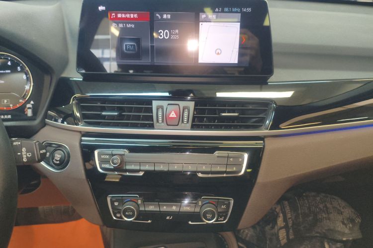 宝马X1 2020款 sDrive25Li 领先型中控内饰16