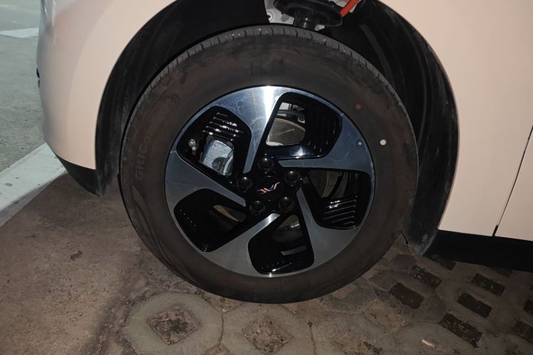 江淮钇为 钇为3 2024款 挚爱版 405km Lite车身外观6007