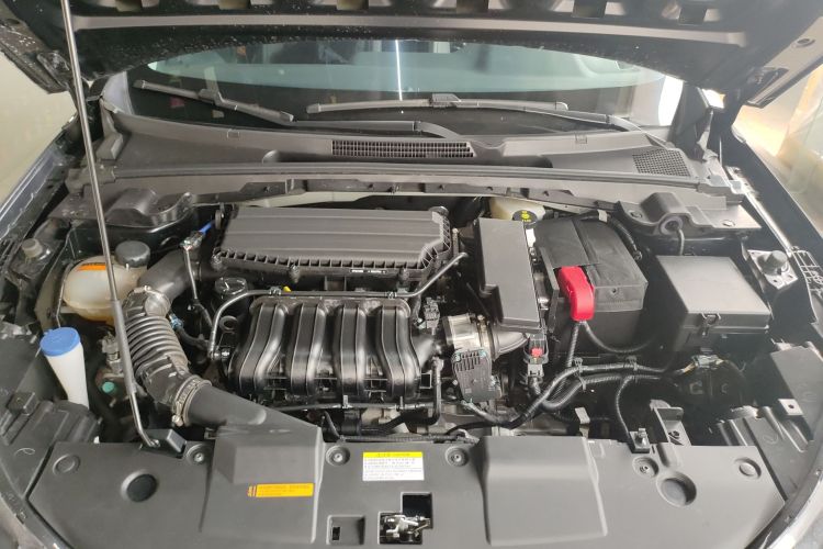 东风风神 奕炫 2024款 1.5L 自动劲速版机舱底盘24