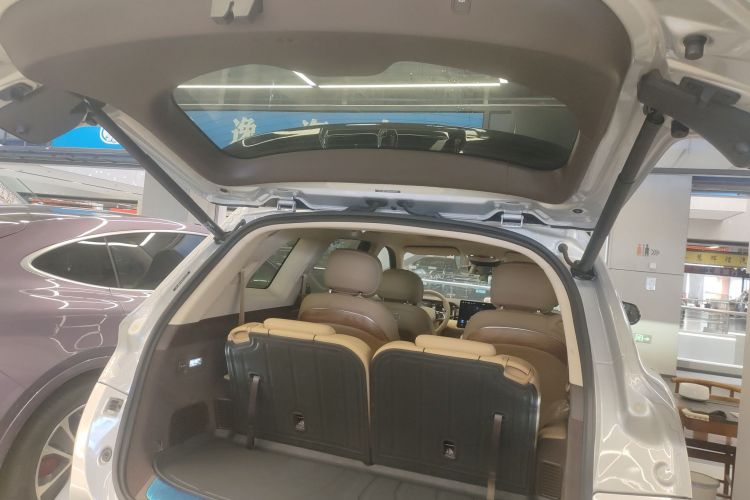 鸿蒙智行 问界M7 2024款 1.5T 智驾四驱Max版 6座局部细节23