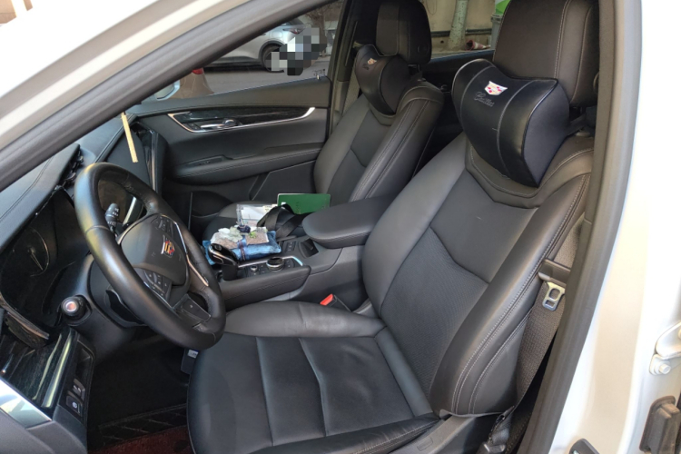 凯迪拉克XT5 2020款 改款 28T 四驱豪华型中控内饰19