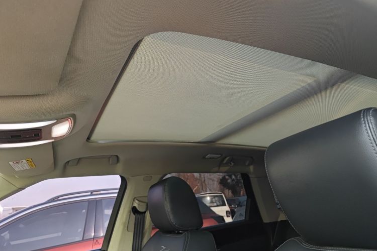 众泰T700 2017款 2.0T 自动尊贵型局部细节22