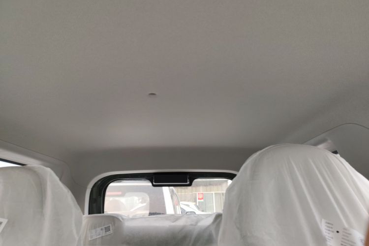 吉利银河 2025款 210km 熊猫骑士中控内饰22