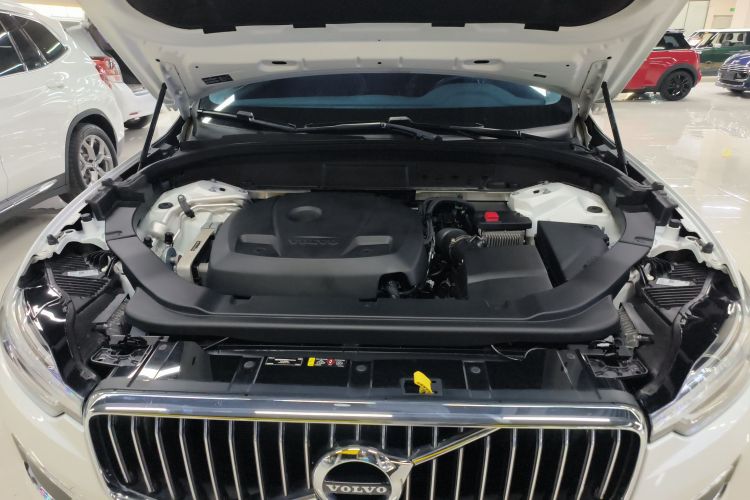 沃尔沃XC60 2020款 T5 四驱智远豪华版机舱底盘24