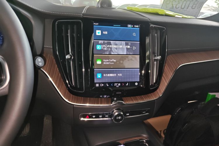 沃尔沃XC60新能源 2025款 插电式混动 长续航四驱智雅豪华版局部细节16