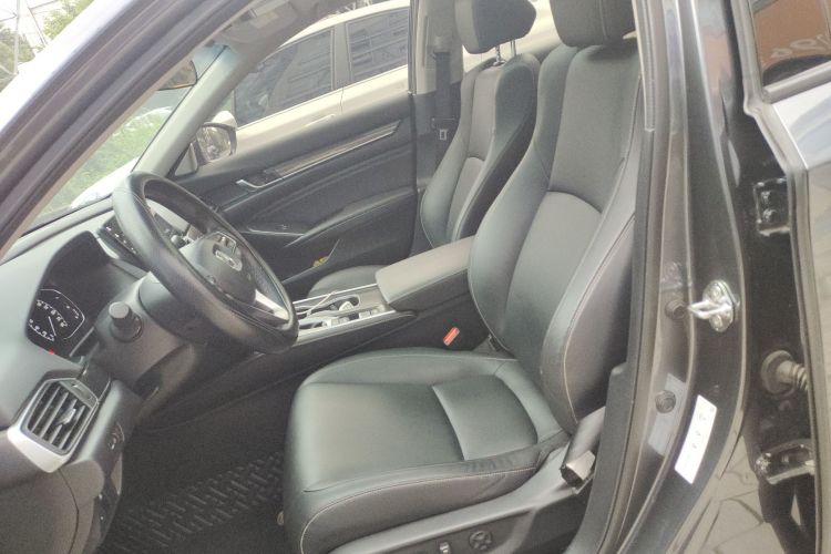 本田 雅阁 2022款 260TURBO 幻夜·尊贵版局部细节19