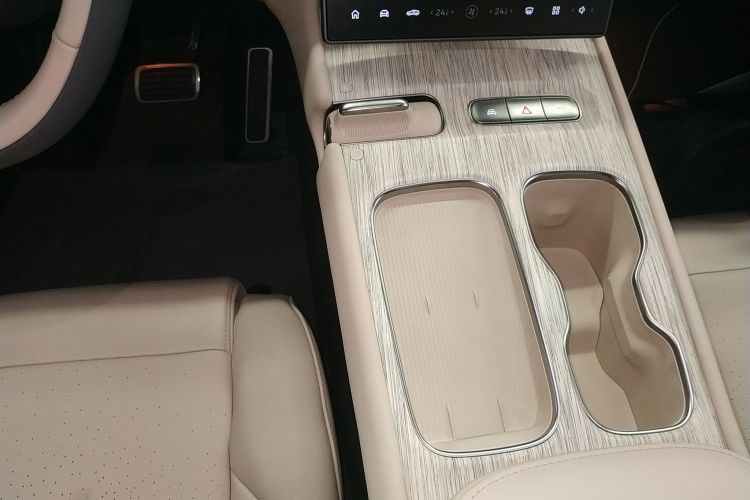 蔚来ET7 2022款 100kWh 首发版局部细节18