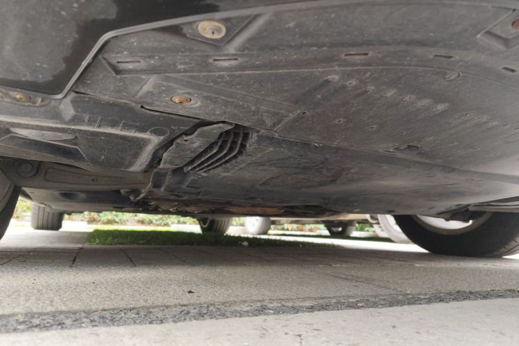 奥迪A6L 2012款 30 FSI 舒适型局部细节9001