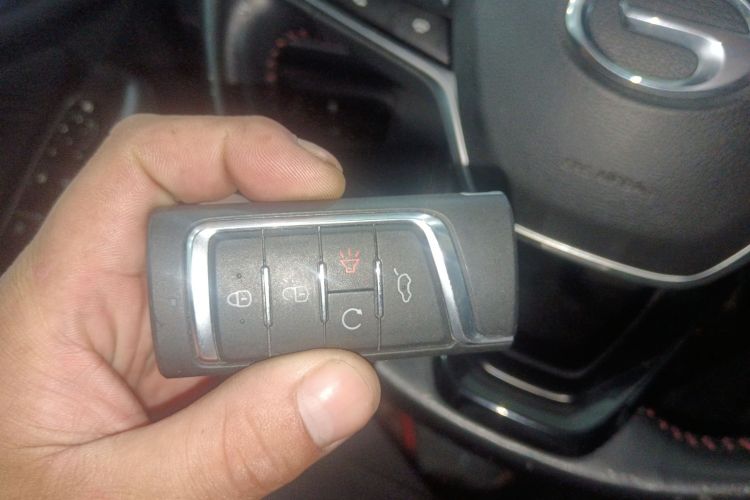 广汽传祺 传祺GS4 2021款 270T 自动科技纵享版中控内饰7001