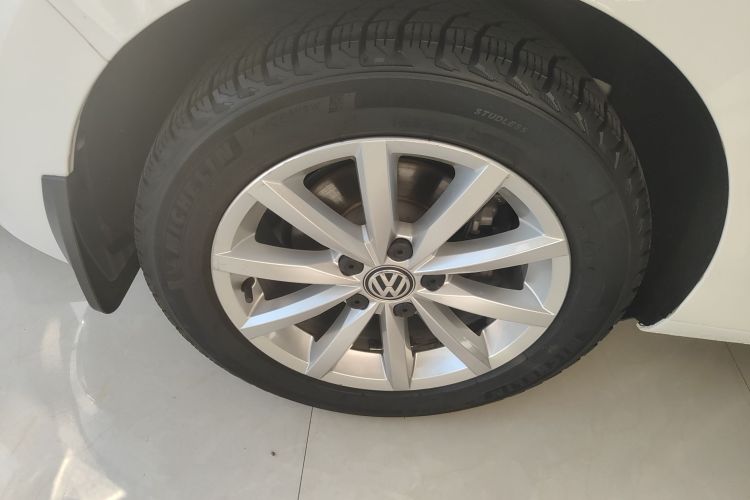 大众 高尔夫·嘉旅 2019款 280TSI 自动好奇型 国V车身外观6008