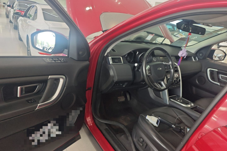 路虎 发现神行 2017款 2.0T SE中控内饰20