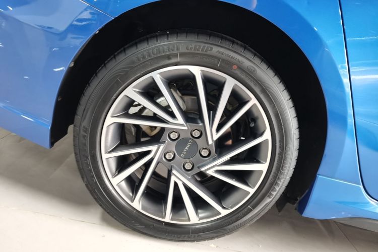 领克03 2021款 2.0TD 自动劲Plus车身外观56