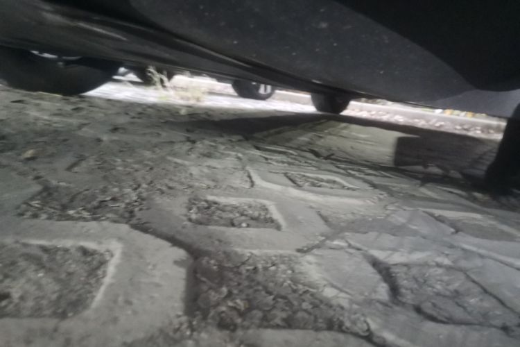 比亚迪 秦PLUS 2023款 冠军版 DM-i 55KM超越型局部细节9004