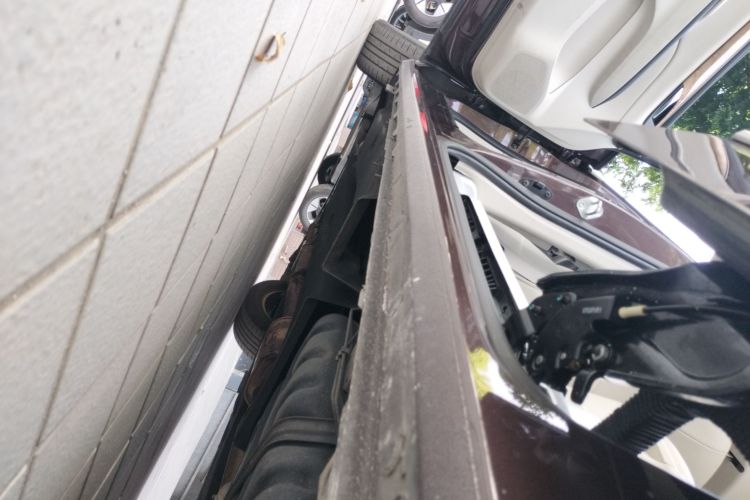 别克GL8 2017款 ES 28T 舒适型 国V局部细节9002