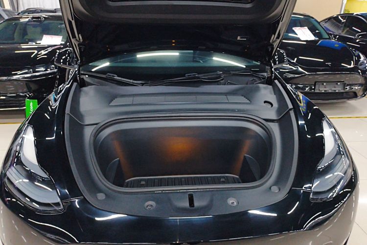 特斯拉 Model Y 2022款 改款 后轮驱动版局部细节24