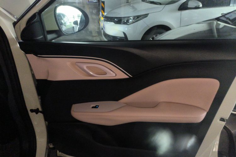 比亚迪 海鸥 2024款 荣耀版 405km 飞翔版中控内饰7005