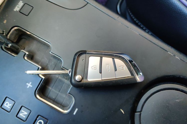 北京现代ix35 2013款 2.0L 自动两驱舒适型GL 国IV中控内饰7001