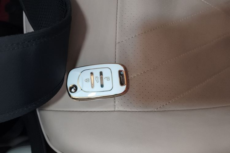 五菱汽车 宏光MINIEV 2025款 四门版 进阶款中控内饰11