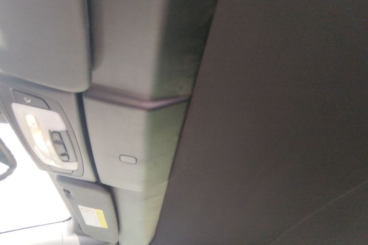 宝马2系(进口) 2019款 225i 敞篷轿跑车 尊享型 M运动套装中控内饰22