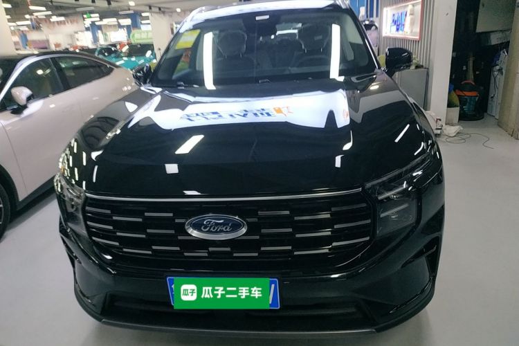 福特 2025款 锐界L 2.0T EcoBoost 两驱七座豪华型车身外观2