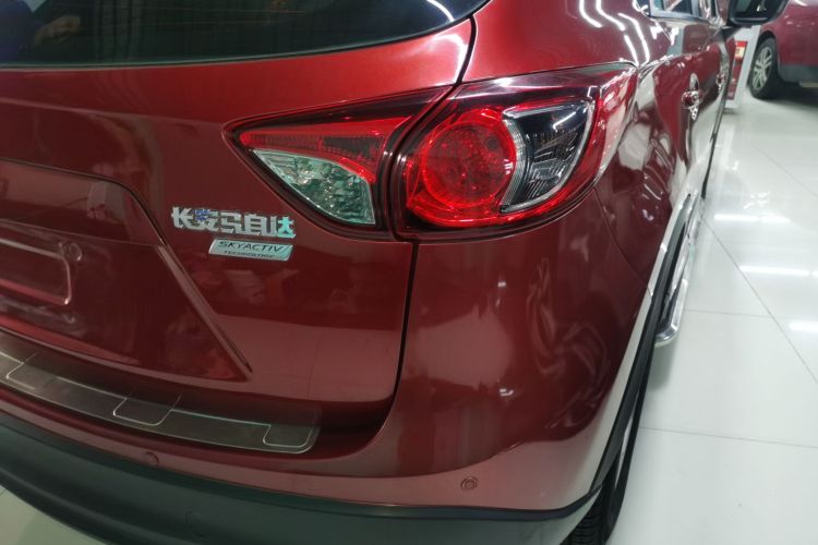 马自达CX-5 2013款 2.0L 自动两驱舒适型车身外观9