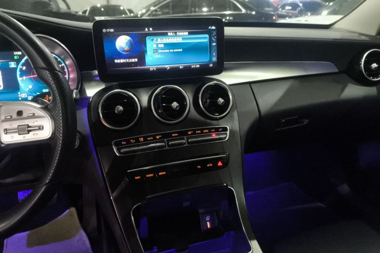 奔驰C级 2020款 改款 C 260 L 运动版中控内饰16