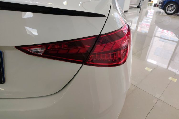 奔驰C级 2023款 C 260 L 皓夜运动版车身外观6006
