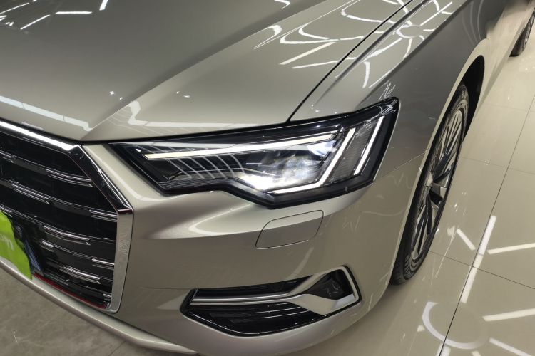 奥迪A6L 2019款 45 TFSI 臻选致雅型车身外观36