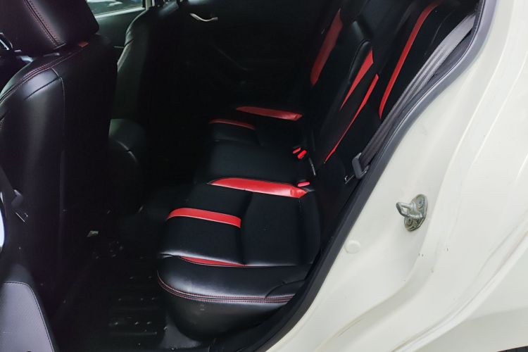 马自达3 昂克赛拉 2014款 三厢 1.5L 自动舒适型中控内饰7004