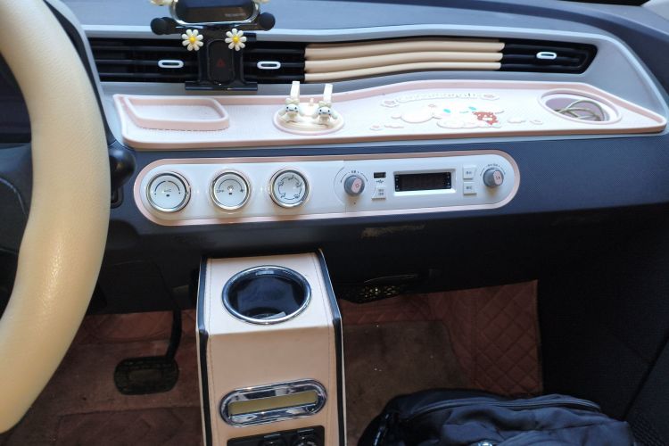 五菱汽车 宏光MINIEV 2022款 马卡龙时尚款 磷酸铁锂中控内饰16