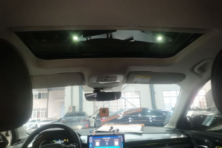 荣威i5 2021款 改款 1.5L CVT钻石版局部细节22