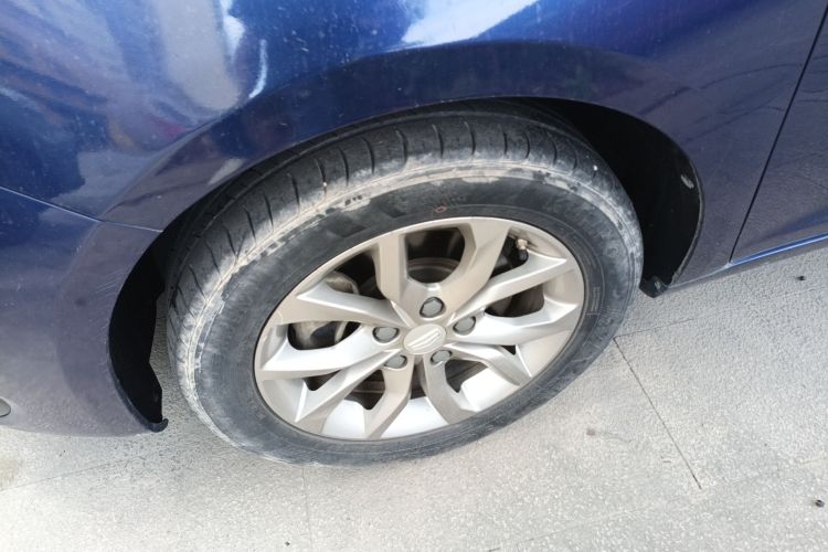 吉利汽车 帝豪GL 2017款 1.8L 手动精英型车身外观6007