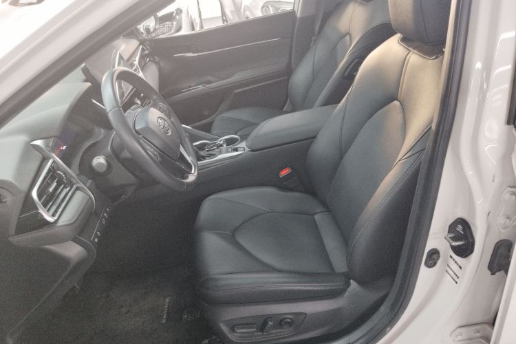 丰田 凯美瑞 2023款 2.5G 豪华版局部细节19