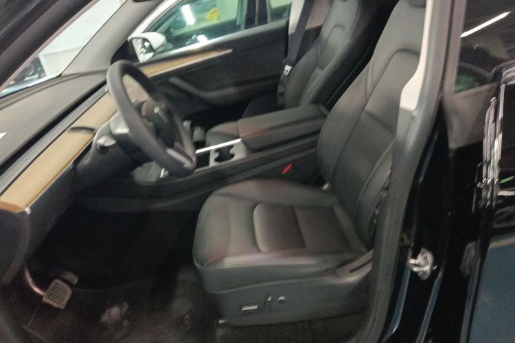 特斯拉 Model Y 2022款 后轮驱动版局部细节19