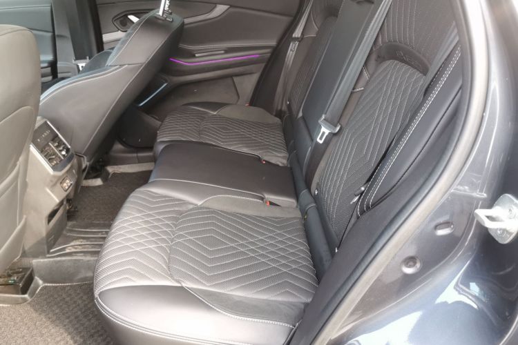 星途凌云 2023款 400T 两驱星尊版中控内饰21