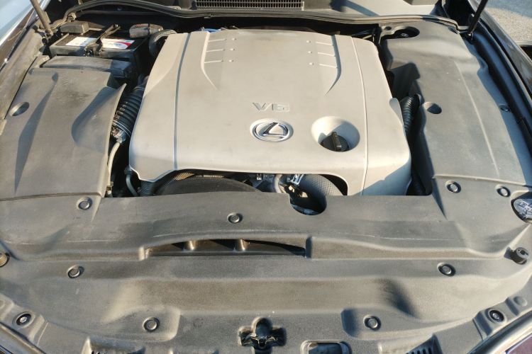 雷克萨斯IS 2011款 250 运动版机舱底盘24