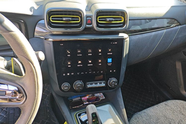 领克03 2021款 03+ 2.0TD 自动驭风版中控内饰16