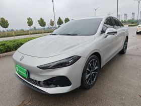 荣威D7 2025款 DMH 125km 世界冠军版