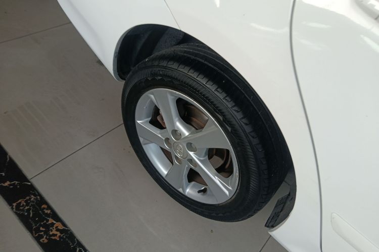 丰田 卡罗拉 2011款 1.8L CVT GL-i车身外观6004