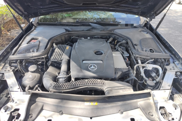 奔驰E级 2018款 改款 E 300 L 豪华型局部细节24