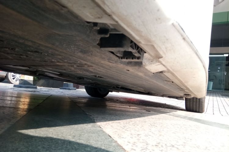 奔驰C级 2025款 C 260 L 运动版局部细节9001