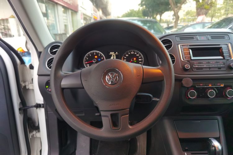 大众 途观 2015款 1.8TSI 自动两驱风尚版局部细节13