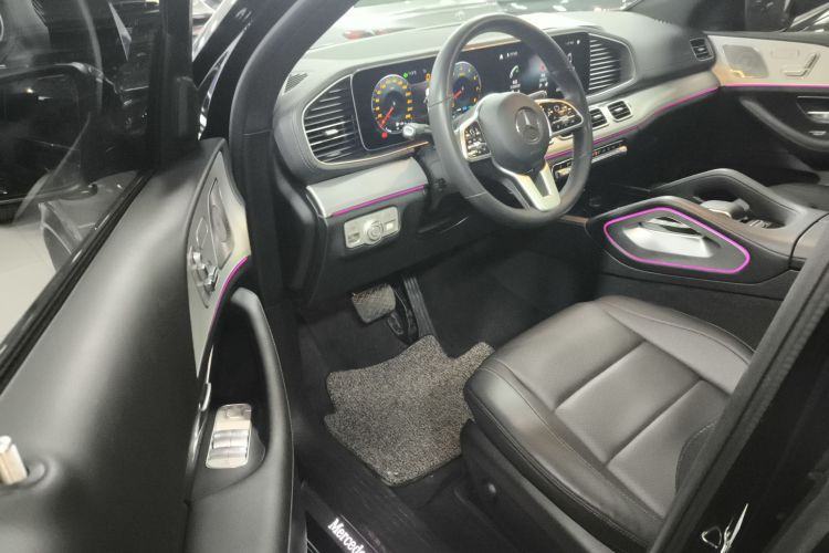 奔驰GLE轿跑 2020款 GLE 450 4MATIC 轿跑SUV 时尚型中控内饰20