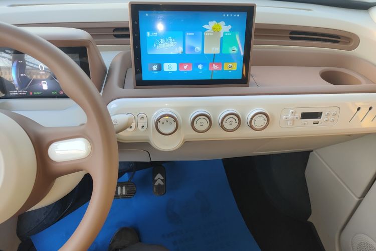 奔腾小马 2026款 222km 闪耀马中控内饰16