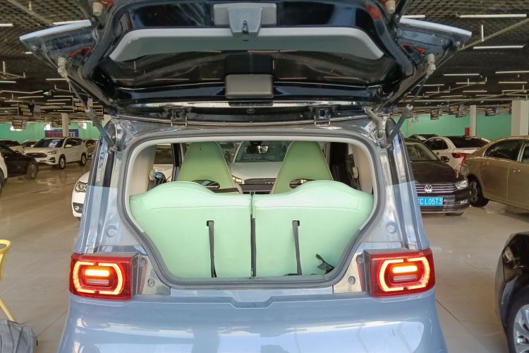 五菱汽车 宏光MINIEV 2022款 马卡龙臻享款 磷酸铁锂机舱底盘23