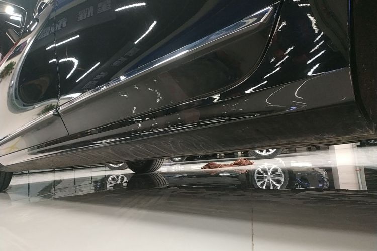 沃尔沃S90 2023款 B5 智逸豪华版局部细节9002