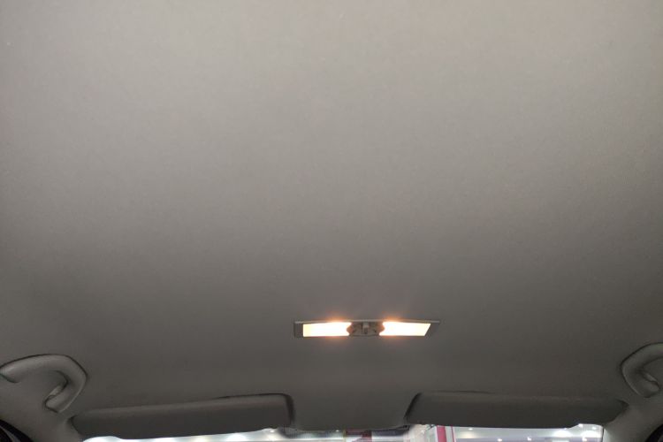 大众 朗行 2013款 1.6L 自动风尚型局部细节22