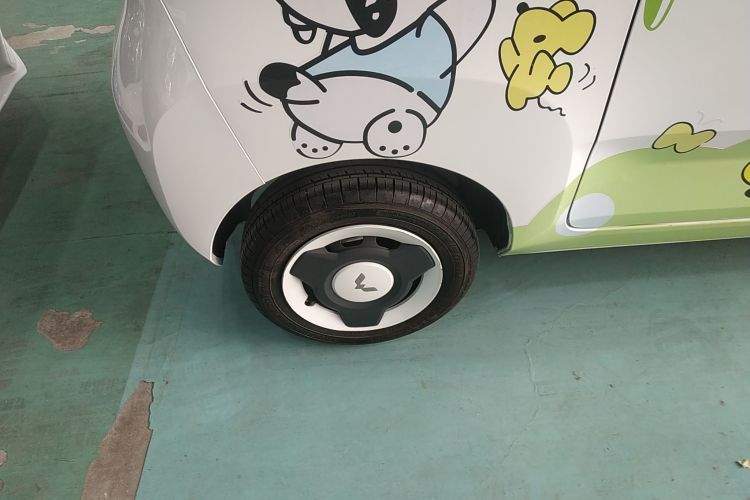 五菱汽车 宏光MINIEV 2022款 轻松款 三元锂车身外观6008