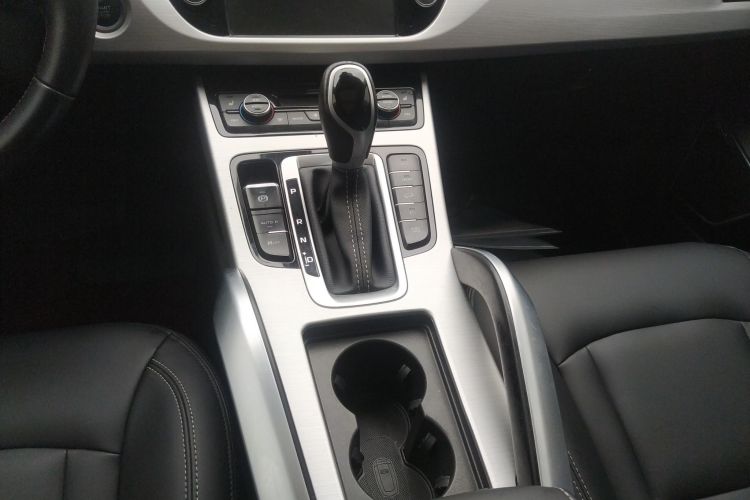 吉利汽车 博越 2016款 1.8TD 自动四驱智慧型中控内饰18